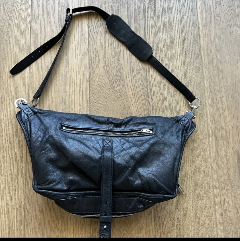 🔥⬇️FINAL PRICE DROP 🔥 2 piece Alexander Wang handbag and wallet - Picture 8 of 12